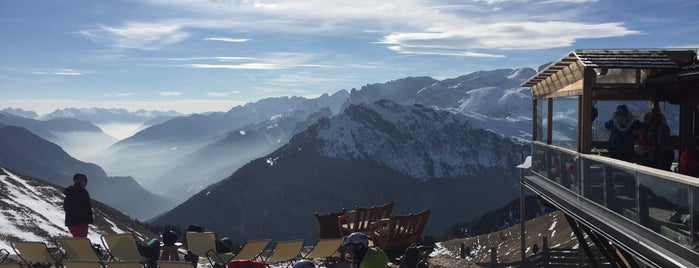 Rifugio Friedrich August is one of Tempat yang Disukai Zomula.