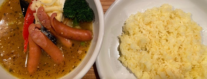 Soup Curry Syukur is one of Tempat yang Disukai Nobuyuki.