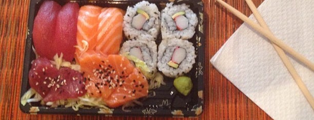 Sushi Plus Bar is one of M : понравившиеся места.