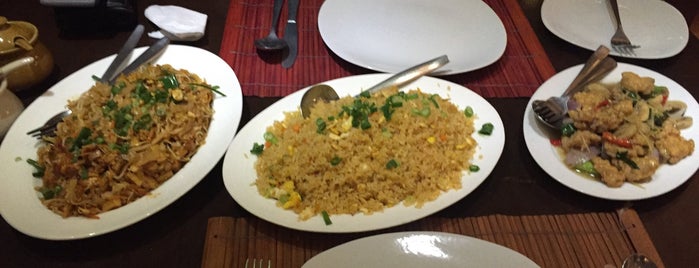 Soi 71 is one of Saarim's Essential Dhaka Eats.