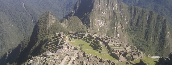 マチュピチュ is one of Perú.