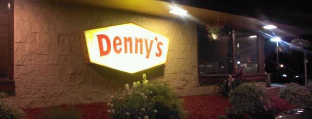 Denny's is one of Orte, die Christina gefallen.