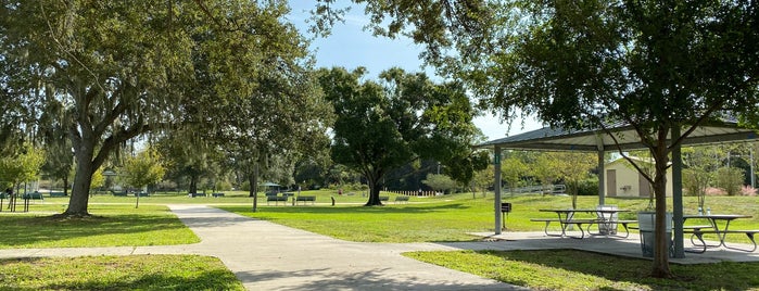 Riviera Bay Park is one of Tempat yang Disukai Theo.