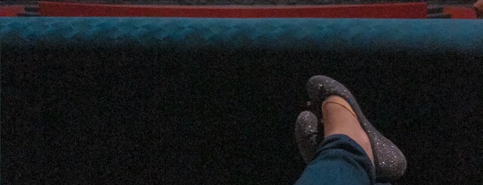 Red Carpet (Cinema 8) is one of cinema.