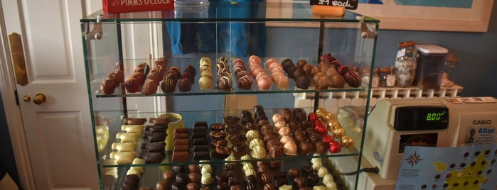 Caragh Chocolate Factory & Cafe is one of Guernsey.