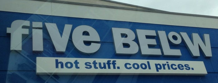 Five Below is one of Mariaさんのお気に入りスポット.