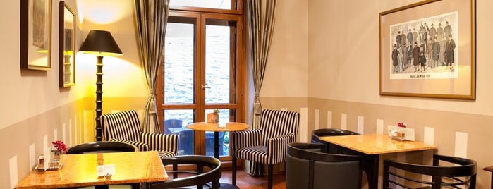 Café Lounge is one of Рестораны, пивоварни, кафе, пабы Праги.