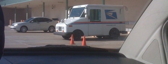 Bullhead City Post Office is one of Christopherさんのお気に入りスポット.