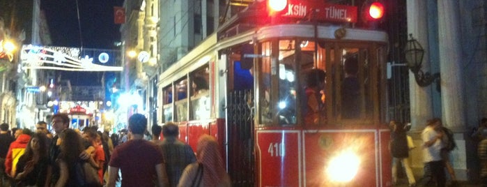Galatasaray Tramvay Durağı is one of T5 - (Taksim-Tünel Tramvay Hattı).