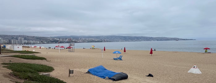 Playa Los Cañones is one of Santiago.