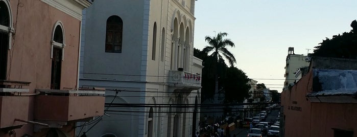 Iglesia Nuestra Señora de La Altagracia is one of Locais curtidos por Michael.