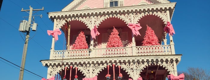 PINK by Victorious is one of Cape May.