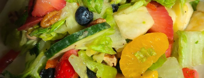 Panera Bread is one of The 15 Best Places for Green Salad in Virginia Beach.