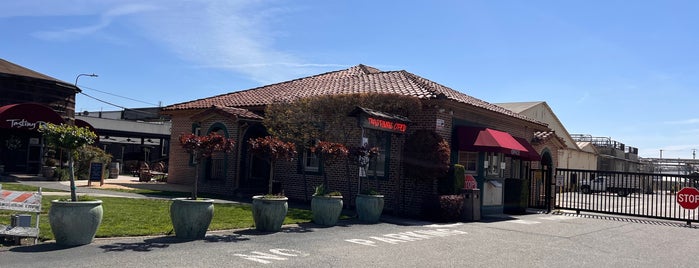 Oak Ridge Winery is one of Lodi, CA.