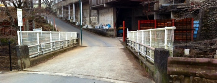 二本橋 is one of 霞川にかかる橋.