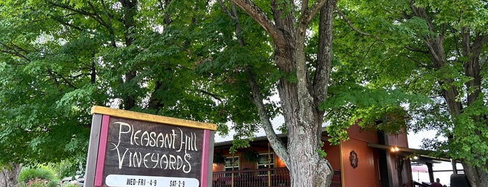 Pleasant Hill Vineyards is one of Ohio University Places.