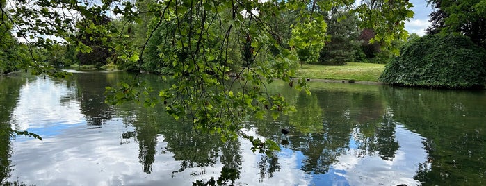 Lac Inférieur is one of Paris.