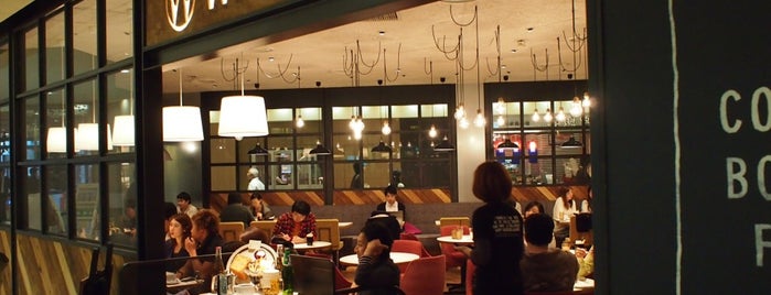 WIRED CAFE is one of 武蔵小杉東急スクエア.