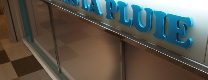 アプレラプリュイ (APRÈS LA PLUIE) 武蔵小杉東急スクエア店 is one of 武蔵小杉東急スクエア.