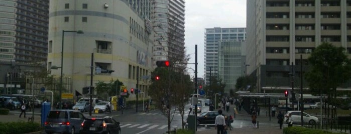 武蔵小杉駅横須賀線口交差点 is one of 中丸子地区 - 武蔵小杉.