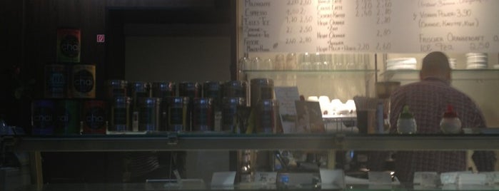 Café Morgenduft is one of สถานที่ที่บันทึกไว้ของ Robert.