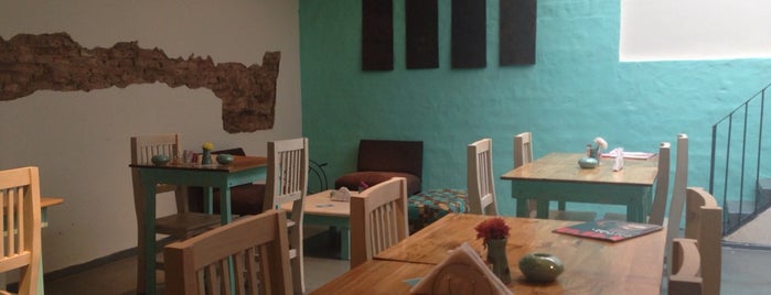 Cafe Haus is one of Cafeterias adoradas.