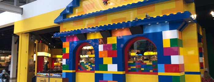 Legoland Discovery Center is one of Richard : понравившиеся места.