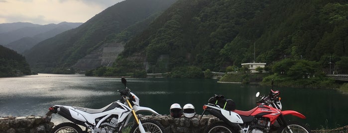 Arima Dam is one of สถานที่ที่ Minami ถูกใจ.