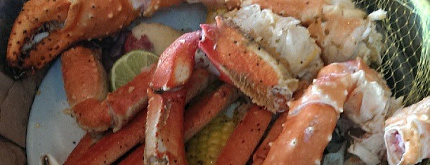 Joe's Crab Shack is one of LI Food - Seafood.