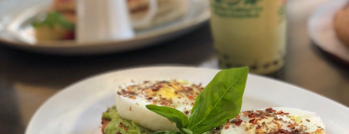 Urth Caffé is one of The 15 Best Places for Breakfast Food in Riyadh.