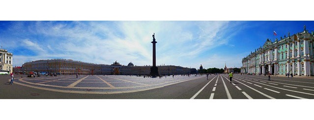 Palace Square is one of Polina 님이 좋아한 장소.