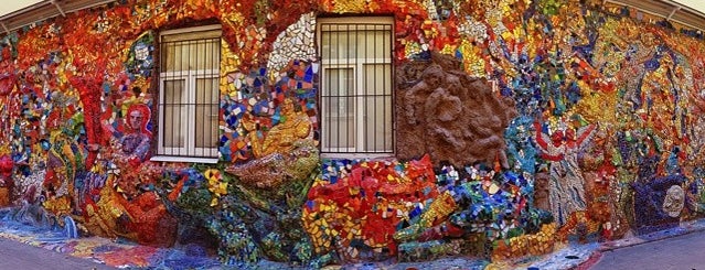 Мозаичный дворик is one of Locais curtidos por Polina.