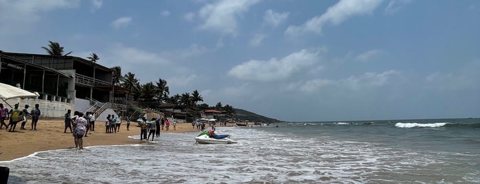 Anjuna Beach is one of Goa Places.