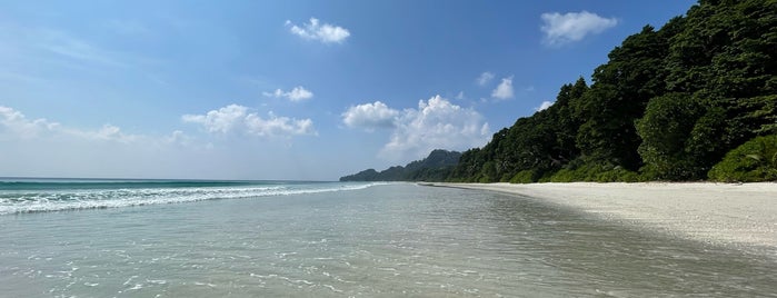 Havelock Island is one of Índia.