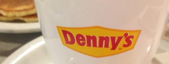 Denny's is one of Lugares favoritos de Elisabeth.