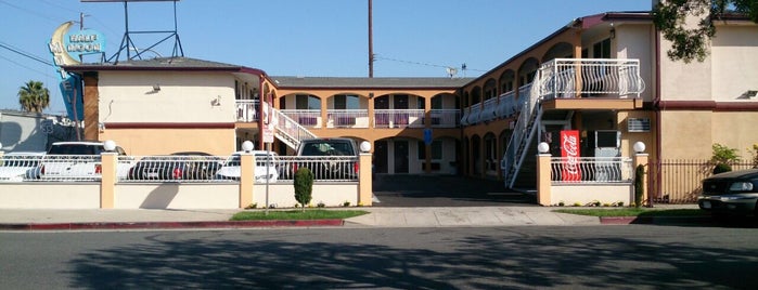 Half Moon Motel is one of Best Neon In LA.