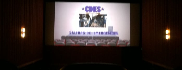 Dinosaurio Mall Cinemas is one of Cines Argentinos ;).