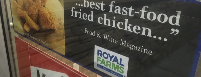 Royal Farms is one of Tempat yang Disukai Chris.