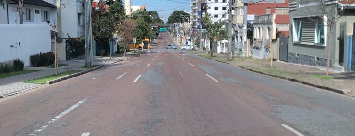 Rua Almirante Tamandaré is one of Ruas de Curitiba.