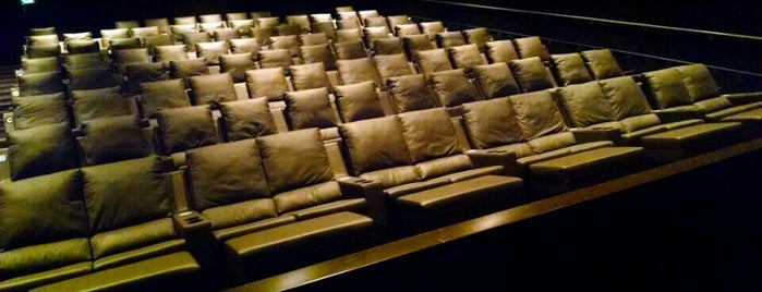 Silverspot Cinema is one of Locais curtidos por Glenn.