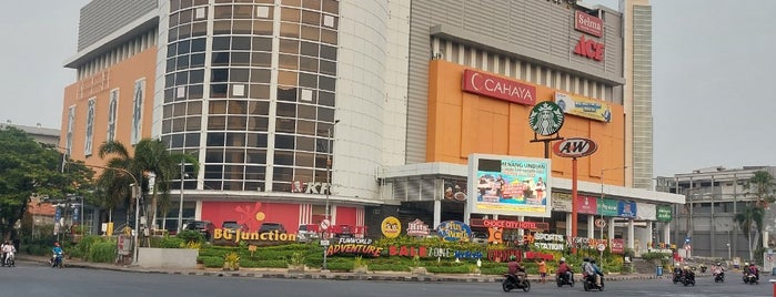 BG Junction is one of Mall.