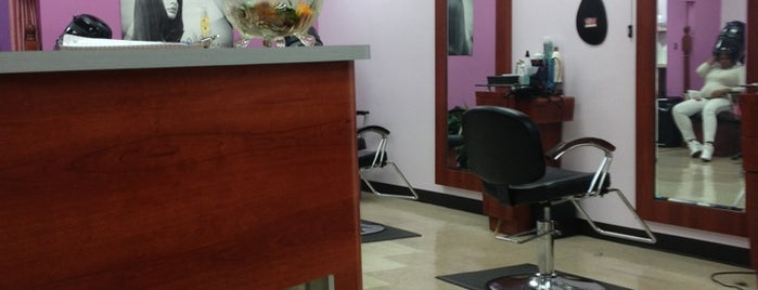 Orquidea's Beauty Salon Corp is one of Lugares favoritos de Nandi.