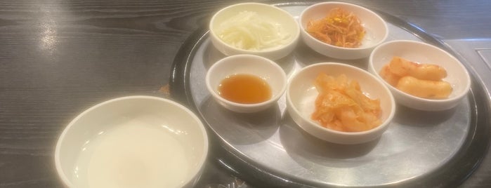 목로 is one of Lieux sauvegardés par Soojin.