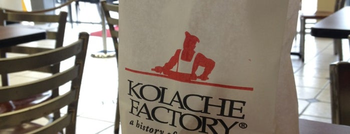 Kolache Factory is one of สถานที่ที่ Liz ถูกใจ.