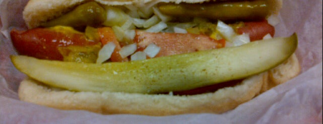 Hot Diggity Dogs is one of Staff's Chicago Picks.