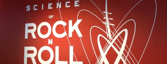 Science of Rock 'n' Roll at Union Station is one of Local Ruckus KC 님이 좋아한 장소.