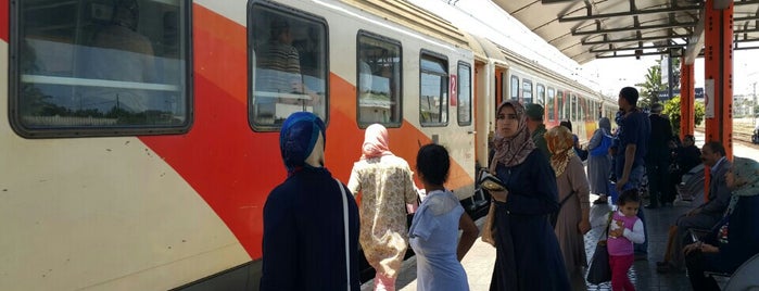 ONCF Gare De Rabat Agdal محطة القطار الرباط أكدال is one of Lugares guardados de Hello.