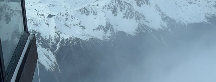 Téléphérique de l'Aiguille du Midi is one of Chamonix.