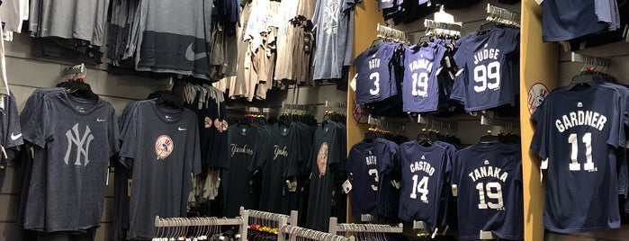 Yankees Clubhouse is one of Malls.