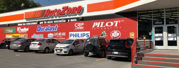 AutoZone is one of Carlaさんのお気に入りスポット.